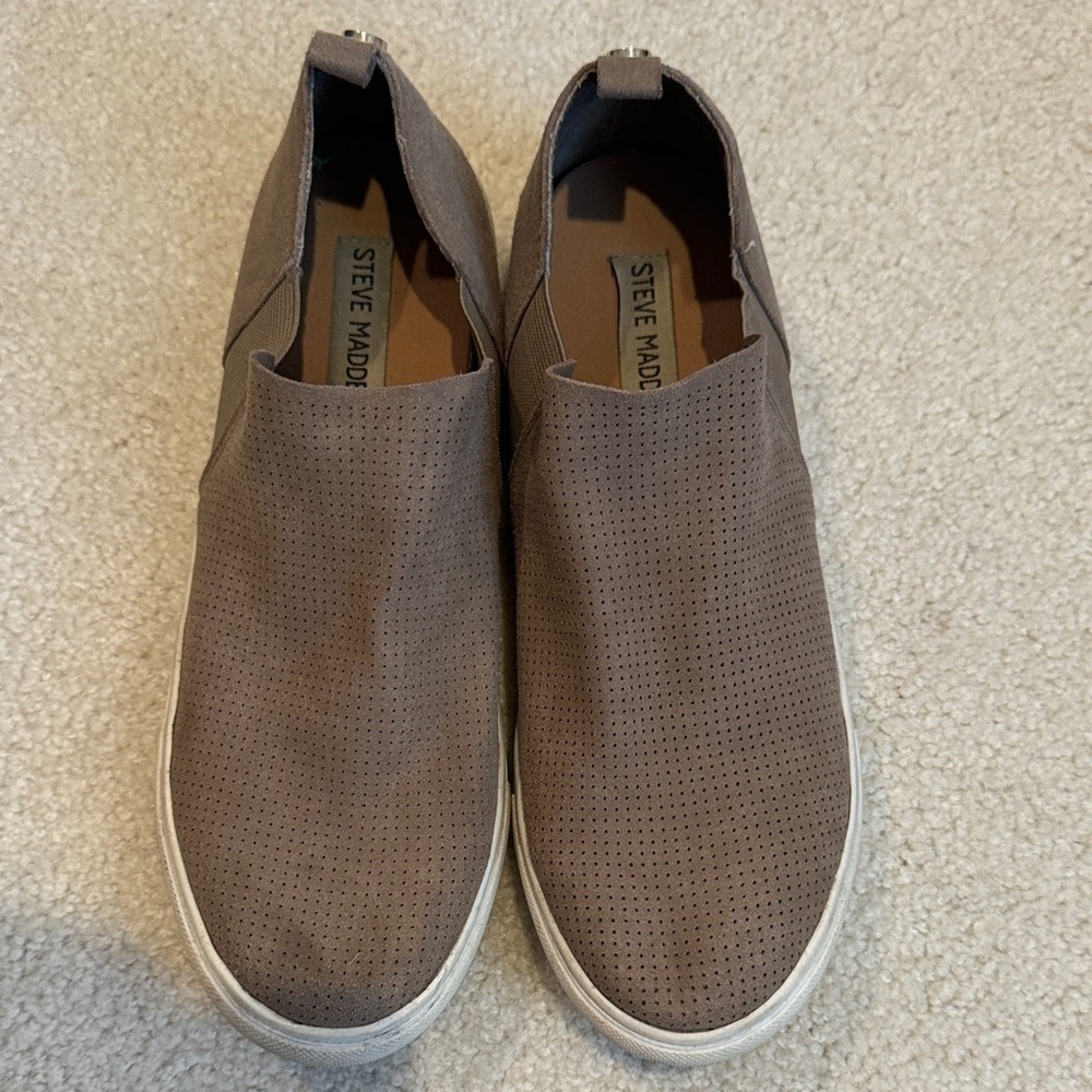 Steve Madden sneakers